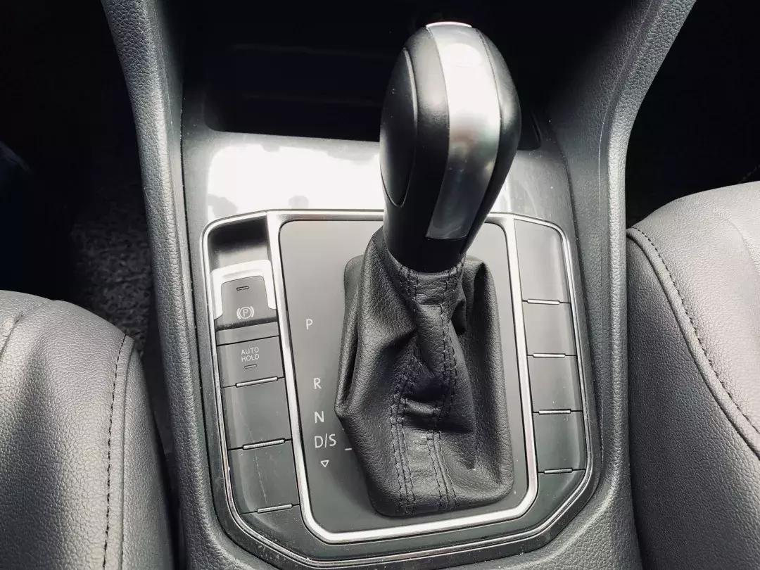 2016高尔夫嘉旅230tsi自动进取,试驾大众高尔夫