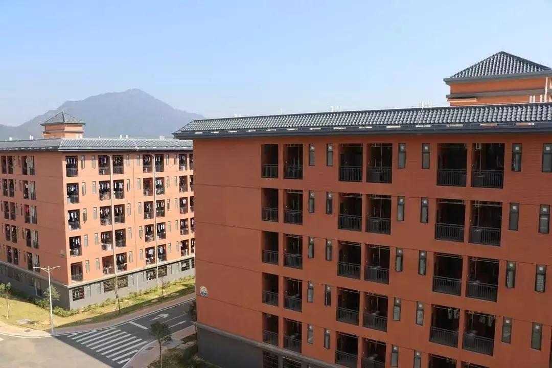 全国宿舍最好的大学宿舍图片,公办学校有哪些好宿舍