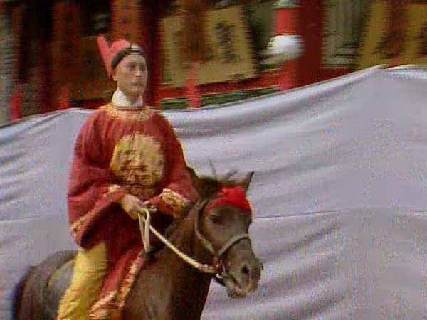 王熙凤陪嫁怎么处理 (王熙凤把家私往娘家搬吗)