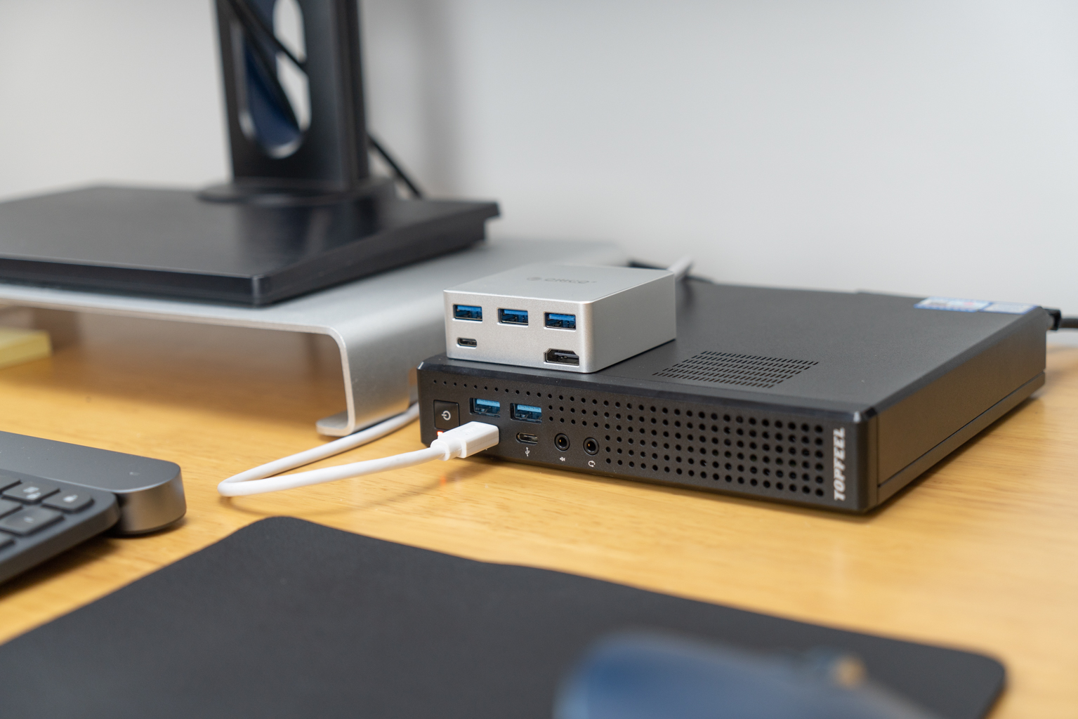 主打烧友极客的企业级超级mini台式机，极夜T80M测评！