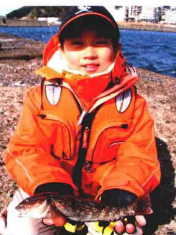 「日本专业海钓入门投钓书籍」新手入门投钓钓点海滨沙滩