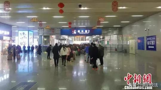 网购火车票时间新规定,购买火车票需要带什么