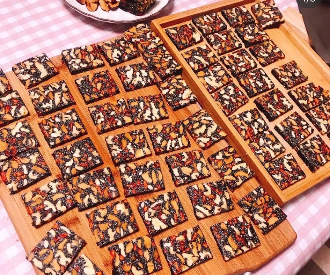 回忆杀！那些年吃过的甜食和百年老店你还记得吗？全吃过算你赢！