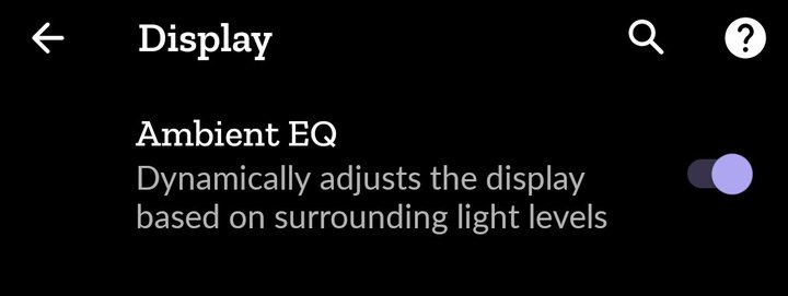 现在的手机亮度都是上下调节,为什么手机亮度调低了还是很亮