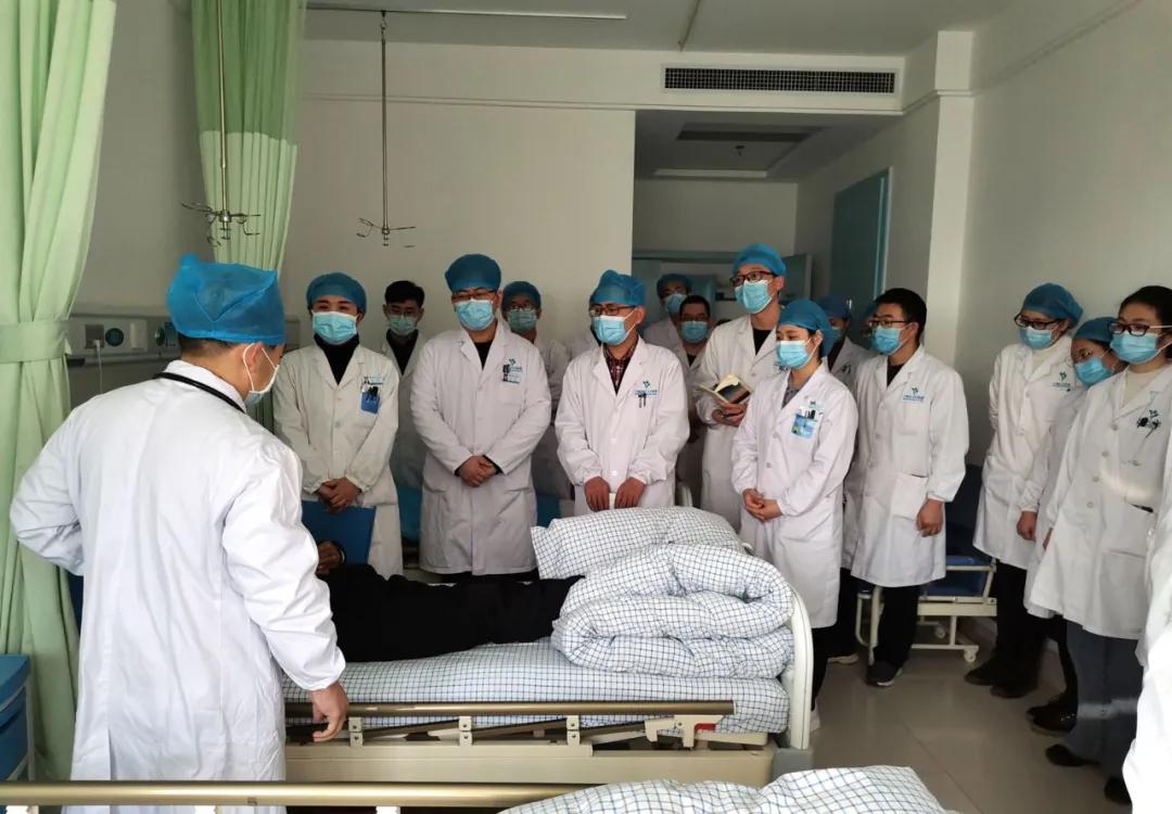 带教查房给年轻医师带来新感悟:纸上得来终觉浅,绝知此事要躬行