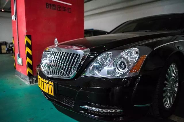 武汉豪车的视频,武汉最豪停车场