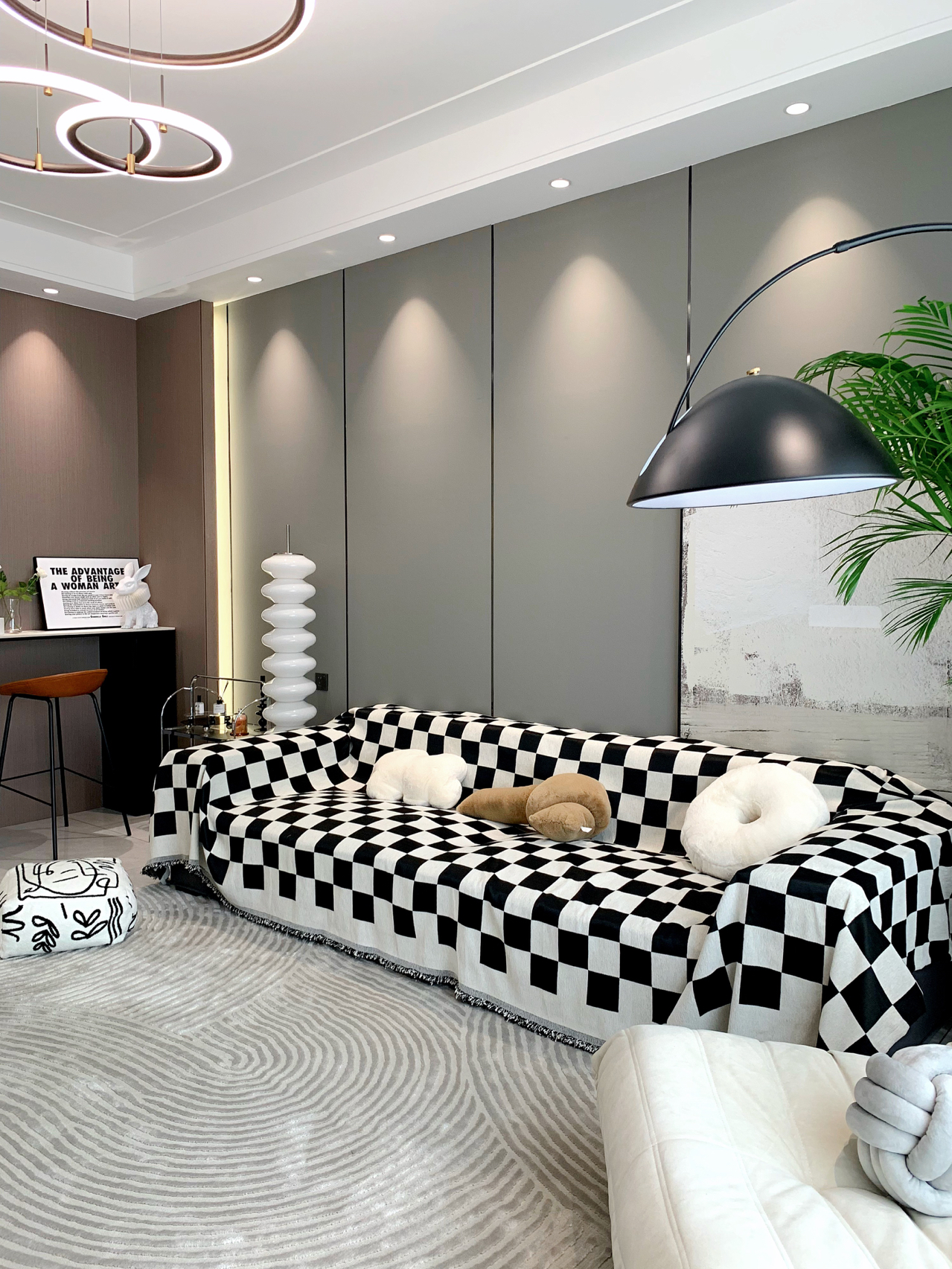 无沙发无茶几客厅设计,客厅极简无茶几设计