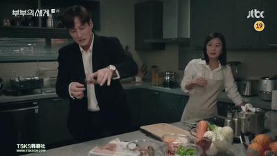 灵堂偷情的渣男被人妻恶整，*理片伦**还得看韩国