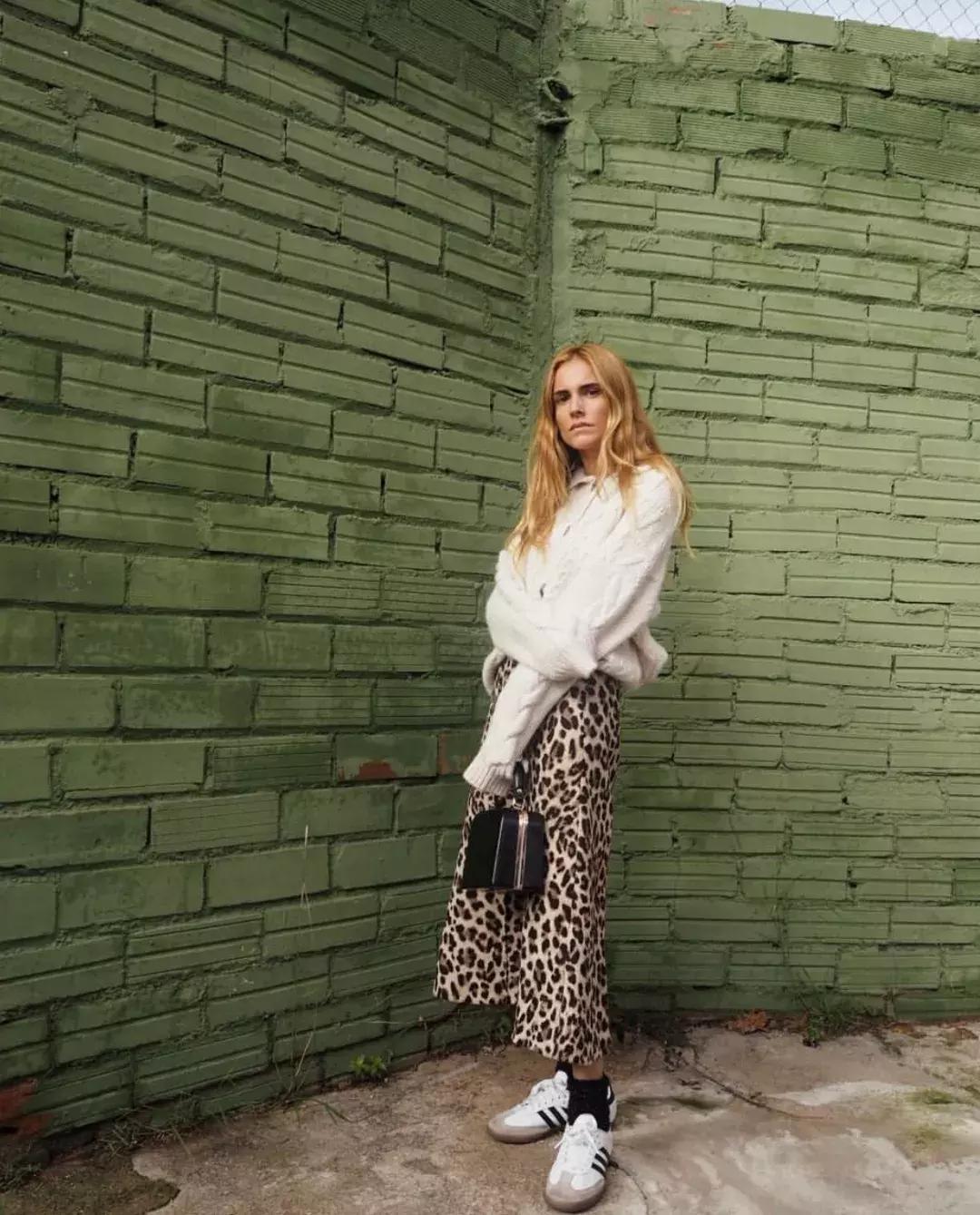 小众印花穿出时髦感,印花气质高级感