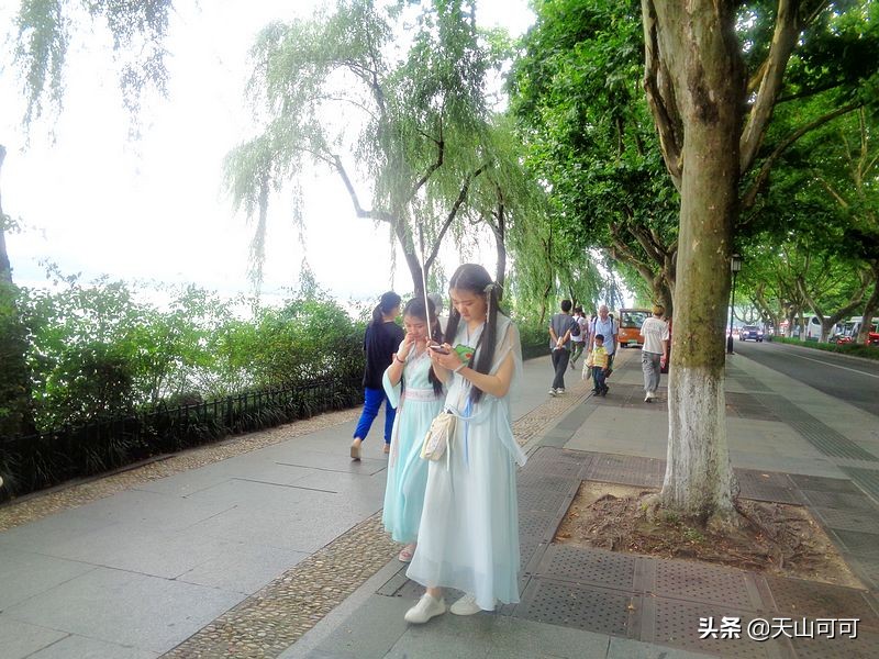 西湖一日游西湖景色到底有多美,再说一遍西湖之美