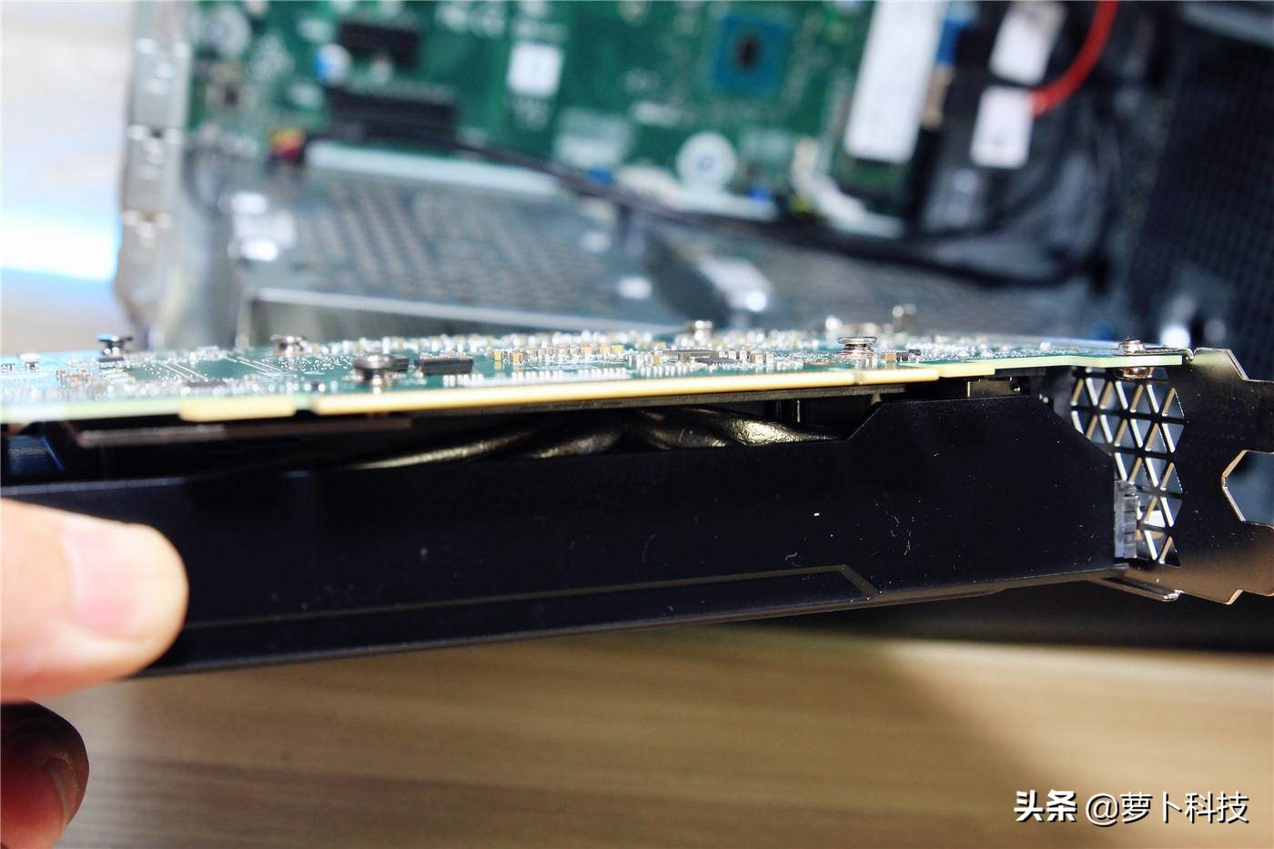 一键拆卸自由升级的高性能电竞主机，戴尔XPS8930体验