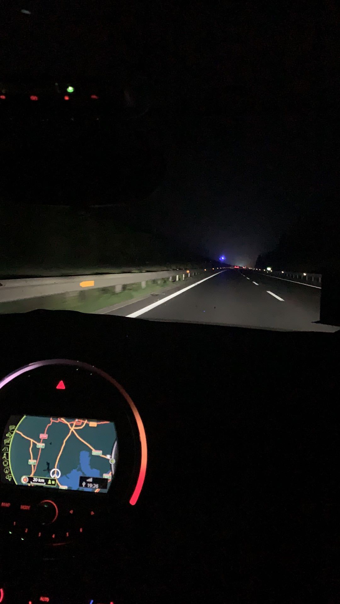 13年的6万公里mini二手车值得买吗,3万公里二手mini