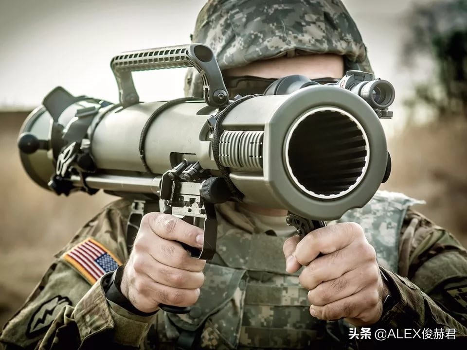 二战九毫米冲锋枪,海豹突击队曼迪使用的冲锋枪