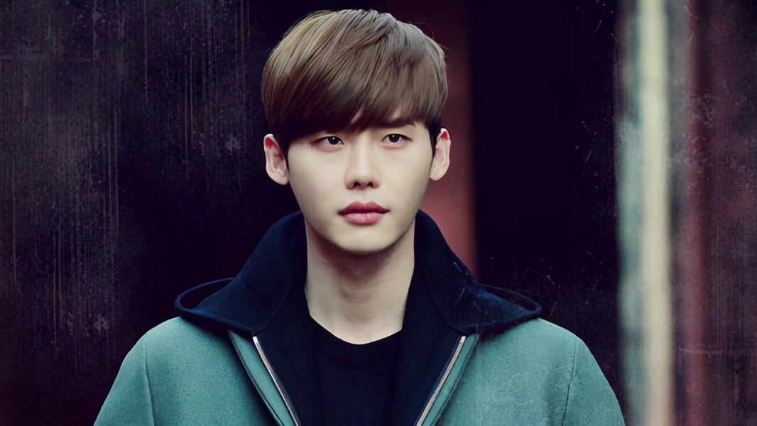 李钟硕魔女2什么时候播出哪里看,李钟硕演完魔女要退圈吗