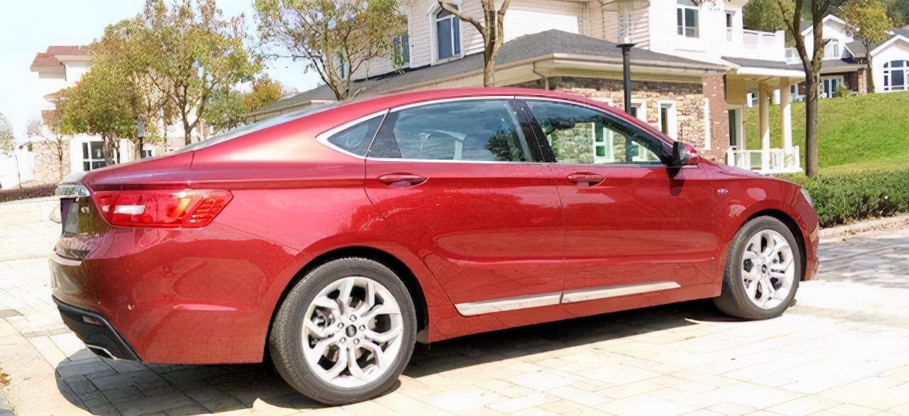 吉利博瑞v6怎么样,v6博瑞多少钱