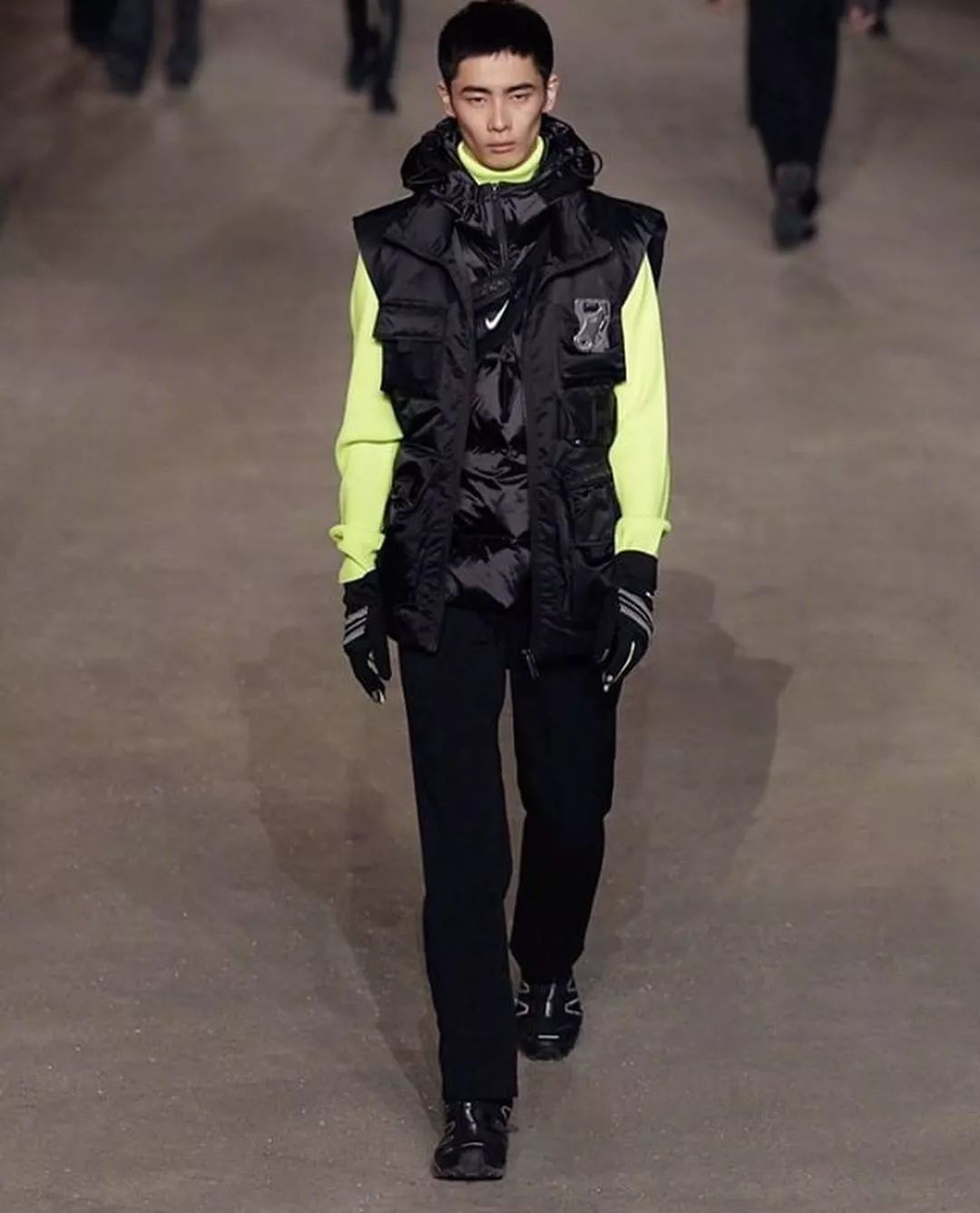 东野圭吾照片,东野圭吾