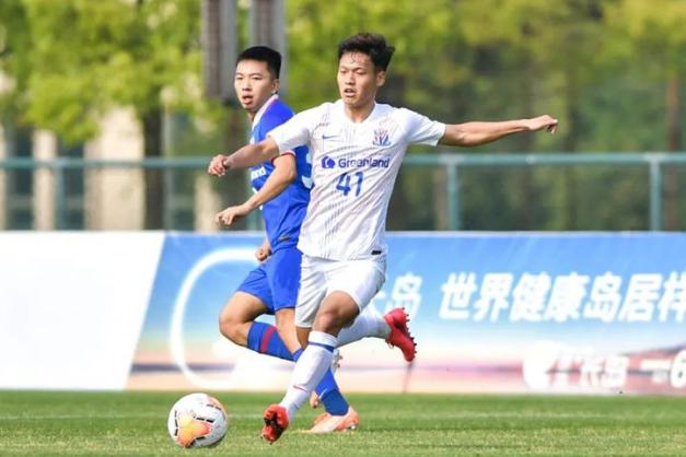 上海申花足球俱乐部何龙海,小将何龙海