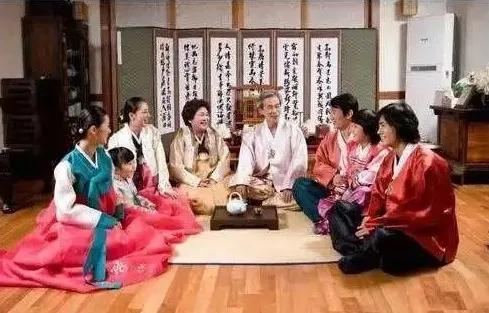 必看！去韩国前要知道的礼仪丨留学生活