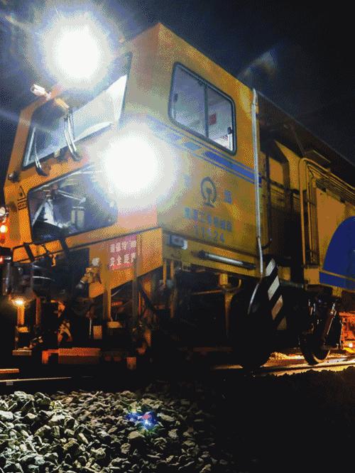 这就是基建狂魔视频,中国基建狂魔即将打通天山