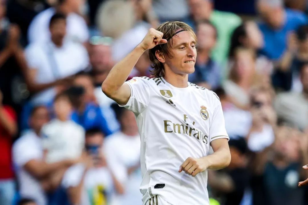 哈白布pk典礼三中场谁更强,西甲哈白布哈维