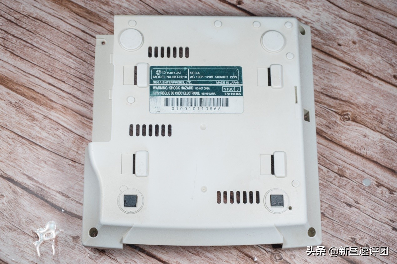 翻新修复DreamCast游戏机：好端端的产品，差点让公司倒闭