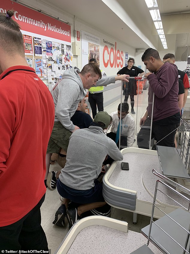 婢冲ぇ鍒╀簹瓒呭競鎵撴灦,婢冲ぇ鍒╀簹瓒呭競鎵撴灦浜嬩欢