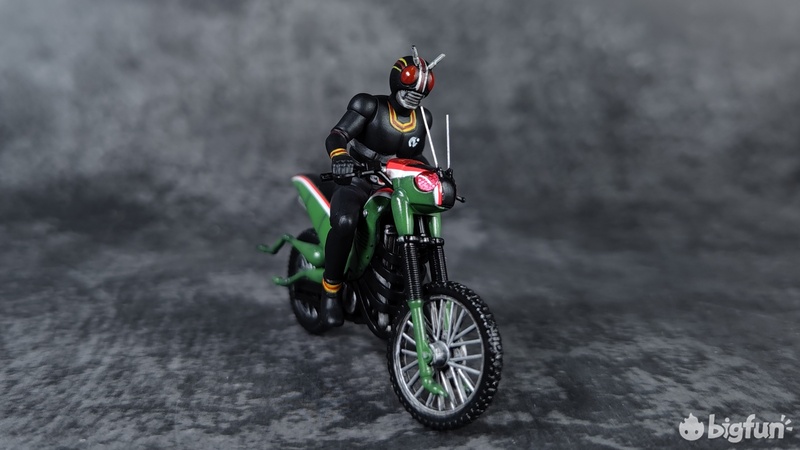 假面骑士blackrx是蝗虫吗,假面骑士black战斗蝗虫