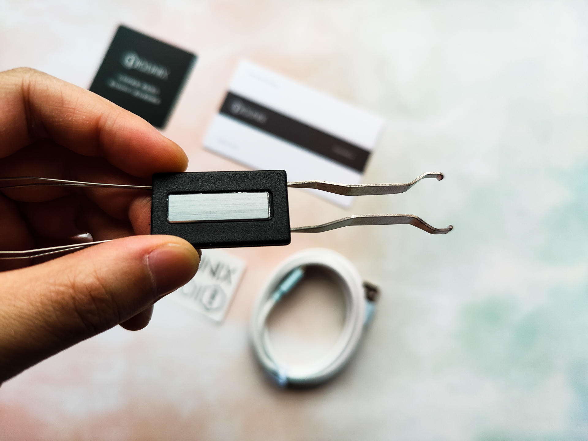 给领导迟到的礼物——IQUNIXM80萌萌波斯简单晒