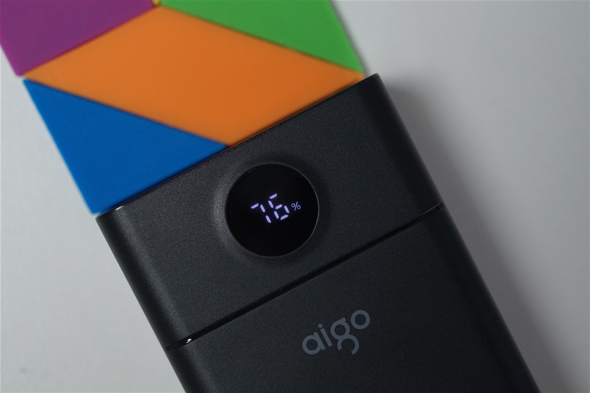 aigo充电宝20000毫安,aigo双向快充10000mah充电宝
