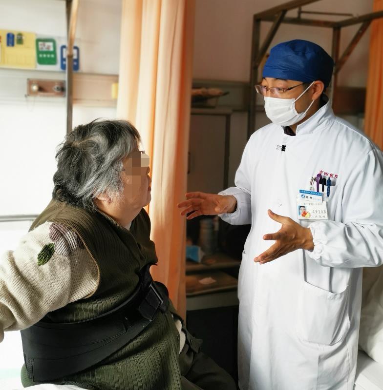 良医因为坚持不懈才挽救一个生命,良医拯救肝脏