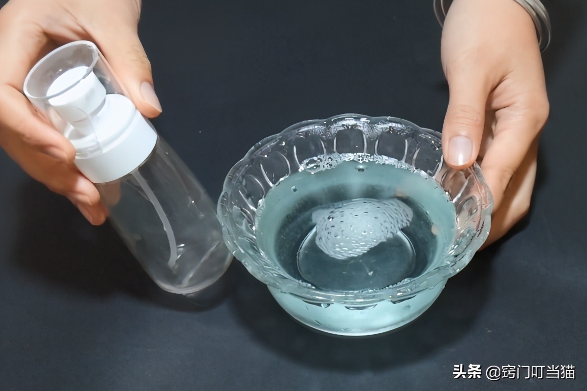 羽绒服怎么干洗洗得干净,羽绒服干洗用什么方法洗干净