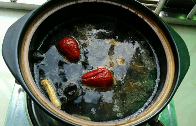 炖鸡肉时，总犯这3个“错误”难怪炖好后腥味重，口感硬