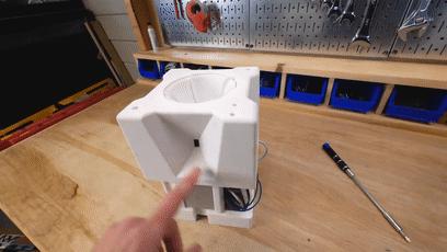 工程师制作闪光臭屁包裹，专治偷快递的*贼毛**