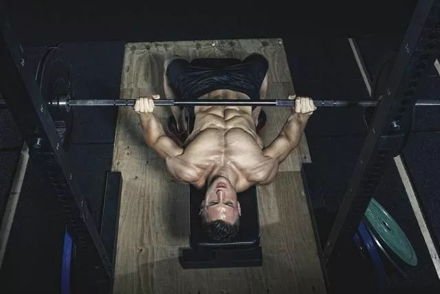 新手增肌复合型动作,增肌简单有效动作