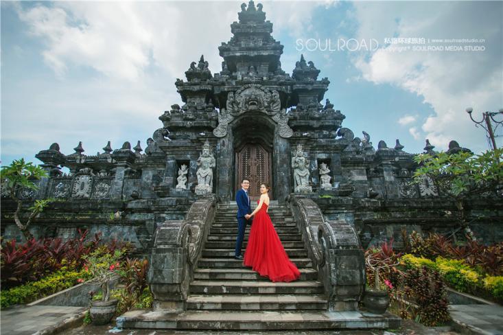 巴厘岛旅游拍婚纱照多少钱一个月,巴厘岛和马尔代夫哪个拍婚纱照好