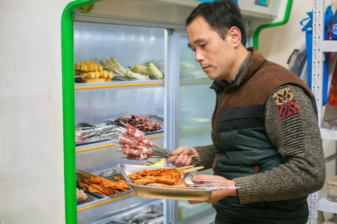 “大金链子小手表，一天三顿吃烧烤”徐州16家烧烤扛把子都在这儿