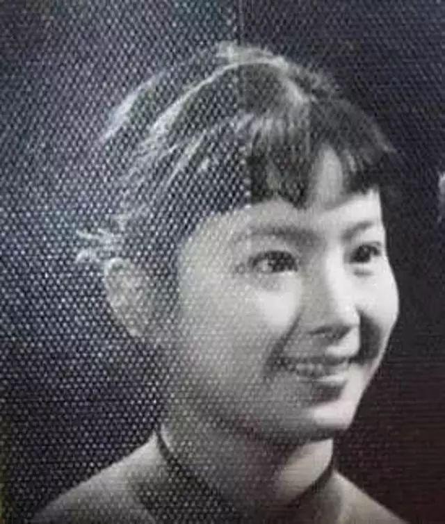 大美女刘晓莉：为了女儿刘亦菲，放弃了事业，丢掉了婚姻