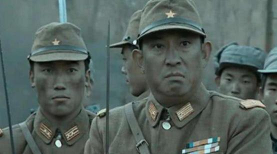 日本军衔少将和大佐哪个大,日本大佐相当于八路军什么官