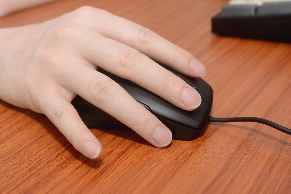 弃繁从简专注电竞,冰豹KONEPURESE详细体验