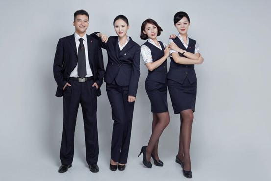 美丽空姐、微笑服务、民族服饰，最具特色航空公司：昆明航空