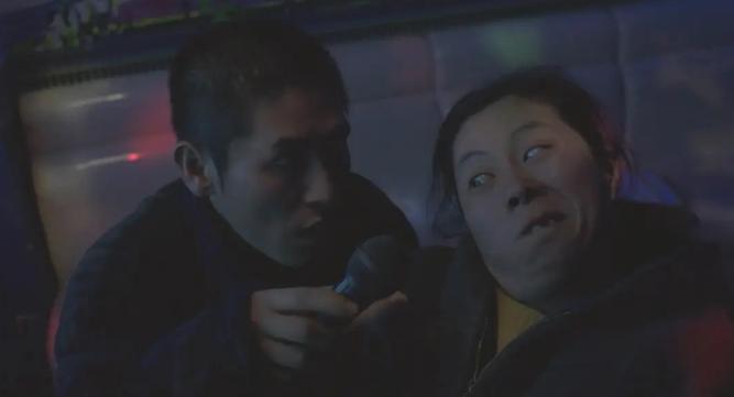 小混混爱上单纯女,残疾男人爱上智障女孩