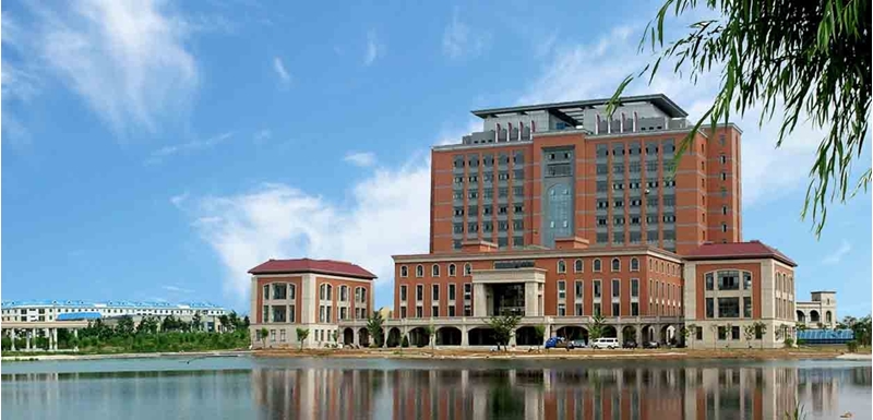 渤海大学，是民办还是公办？二本招生吗，值得报考吗