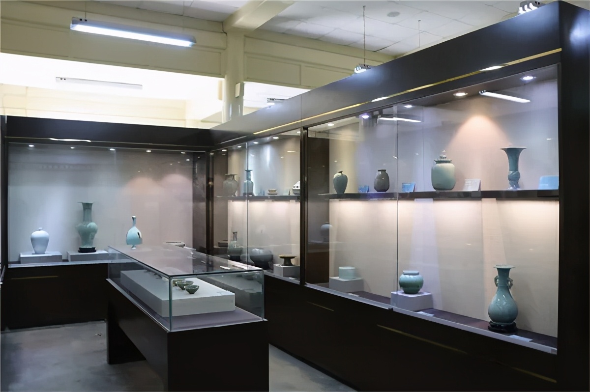 远山春色,龙泉青瓷艺术巴黎展