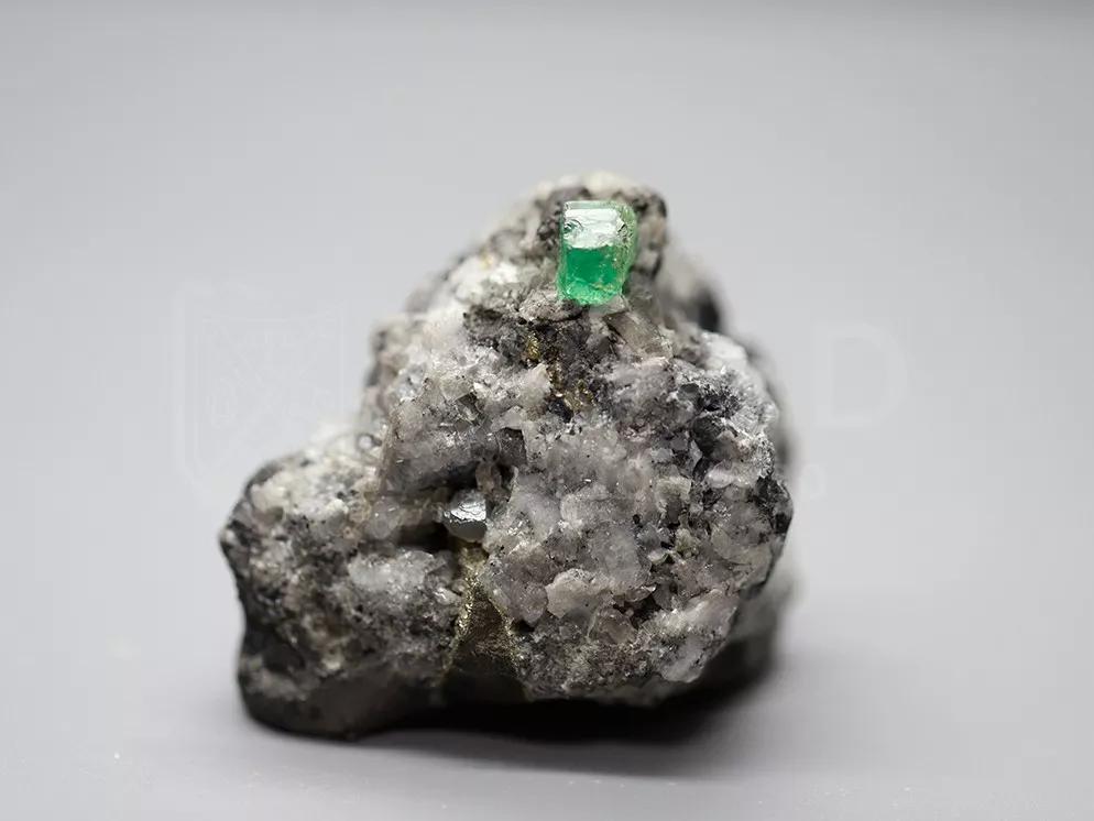 彩色宝石珠宝鉴定自学,彩色珠宝知识大全及讲解