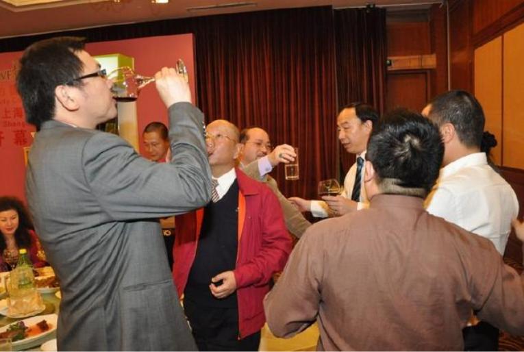 酒局上喝醉如何醒酒,酒局应酬需要哪些技巧和方法