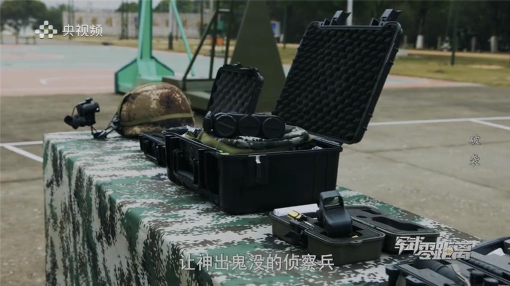 解放军全副武装新式装备,解放军新型夜视仪哪家生产的