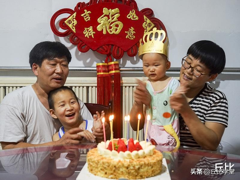 刚出生的孩子怎么算年龄,刚出生的婴儿怎么算一岁