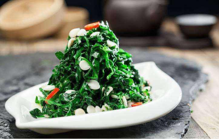 荠菜的功效作用,荠菜的原生图片