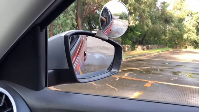 科目二皮卡如何调整后视镜的位置,科目二考官可以帮忙调整后视镜吗