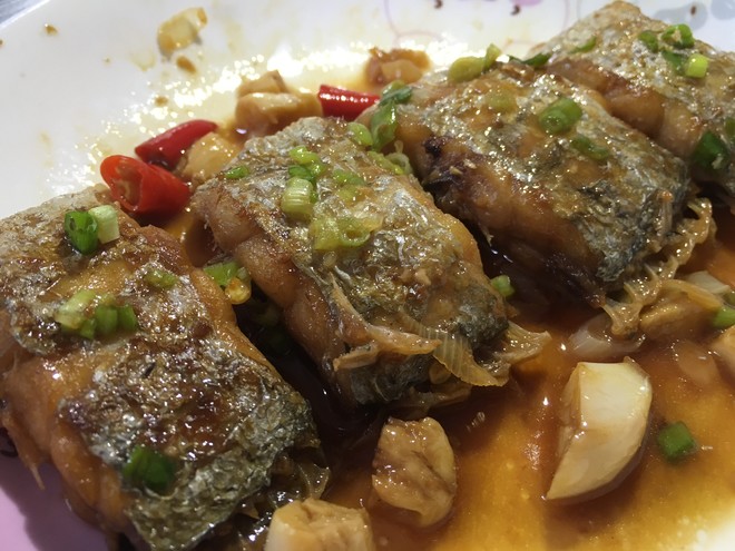 红烧带鱼提前一天腌制好吗,红烧带鱼需要注意什么